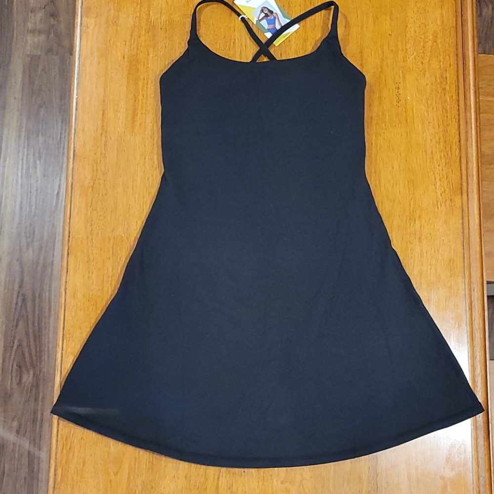 NWT everyday 2 - in - 1 activity dress